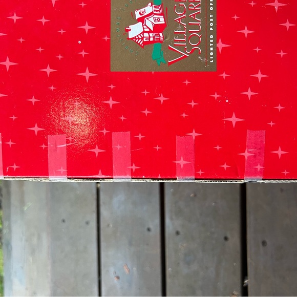 Mervyns Village Square Christmas Village 'Lighted Post Office' 1997 w/Cord Boxed - Picture 15 of 15